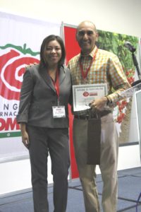 Primer día del Congreso Internacional del Tomate 2017 ofrece extraordinaria gama de conferencias educativas