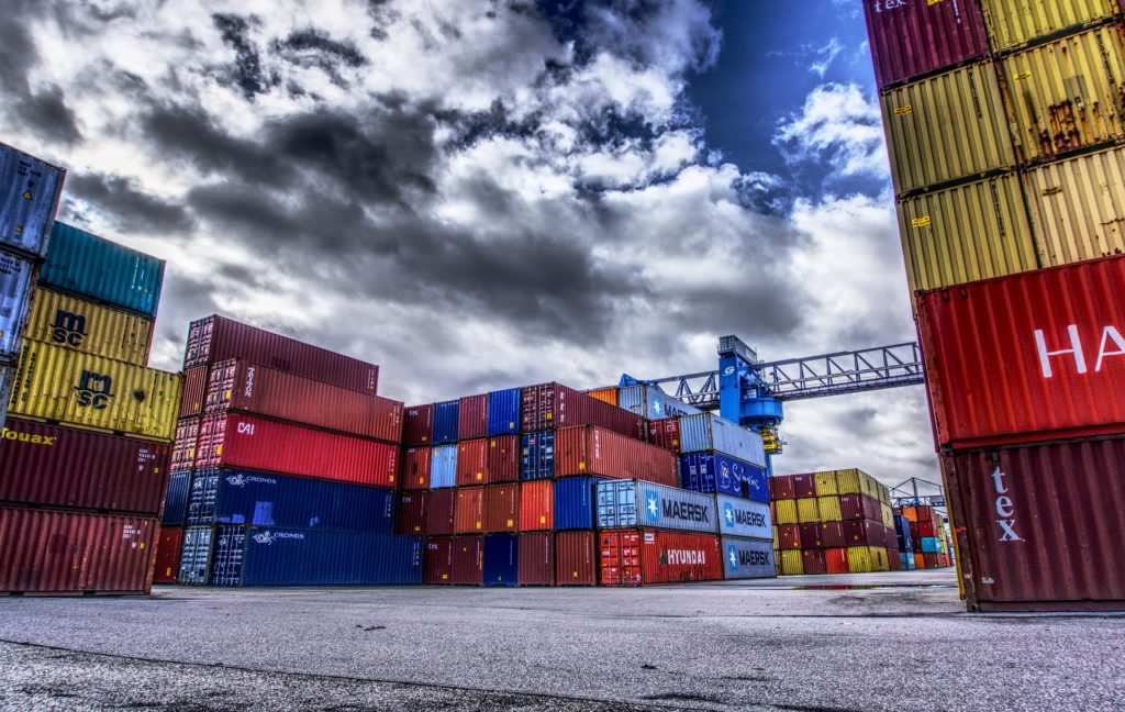 Trabajan en la apertura de 38 nuevos mercados de exportación para productos hortofrutícolas